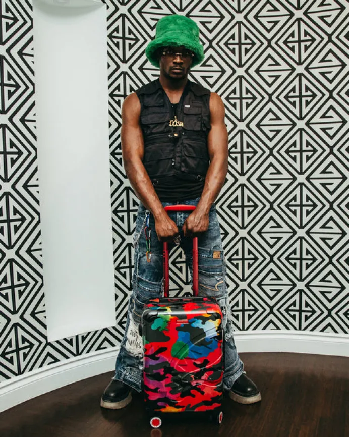 CAMOBURST SHARKNAUTICS HARDSHELL CARRY-ON LUGGAGE