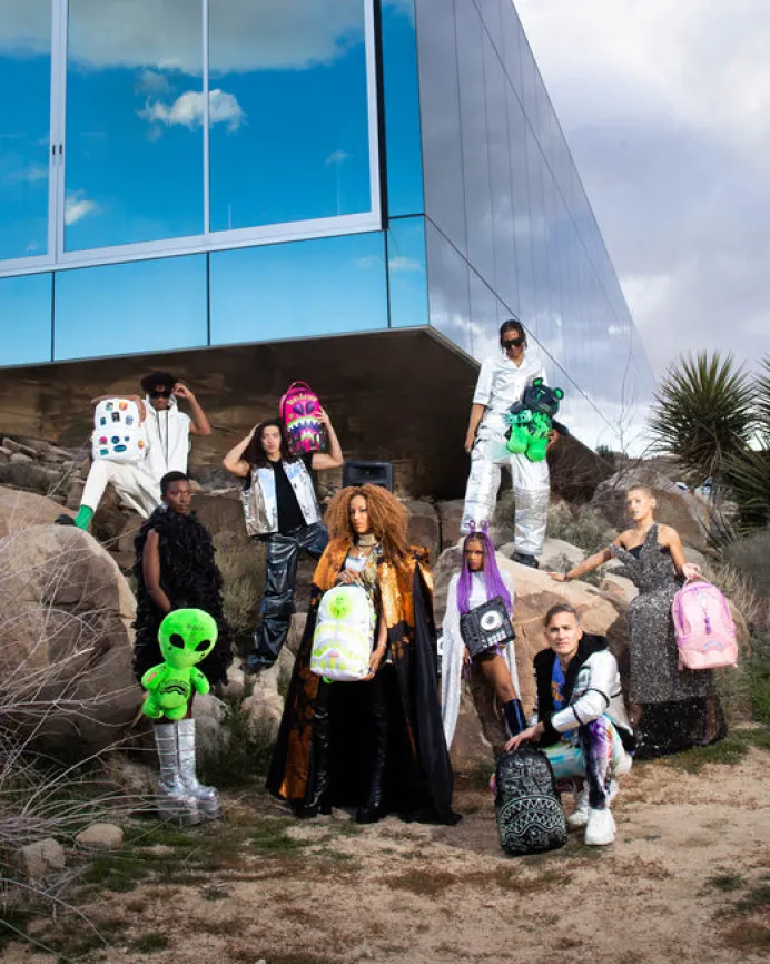 GLOW THE SPACE BACKPACK (GLOW IN THE DARK EFFECT)