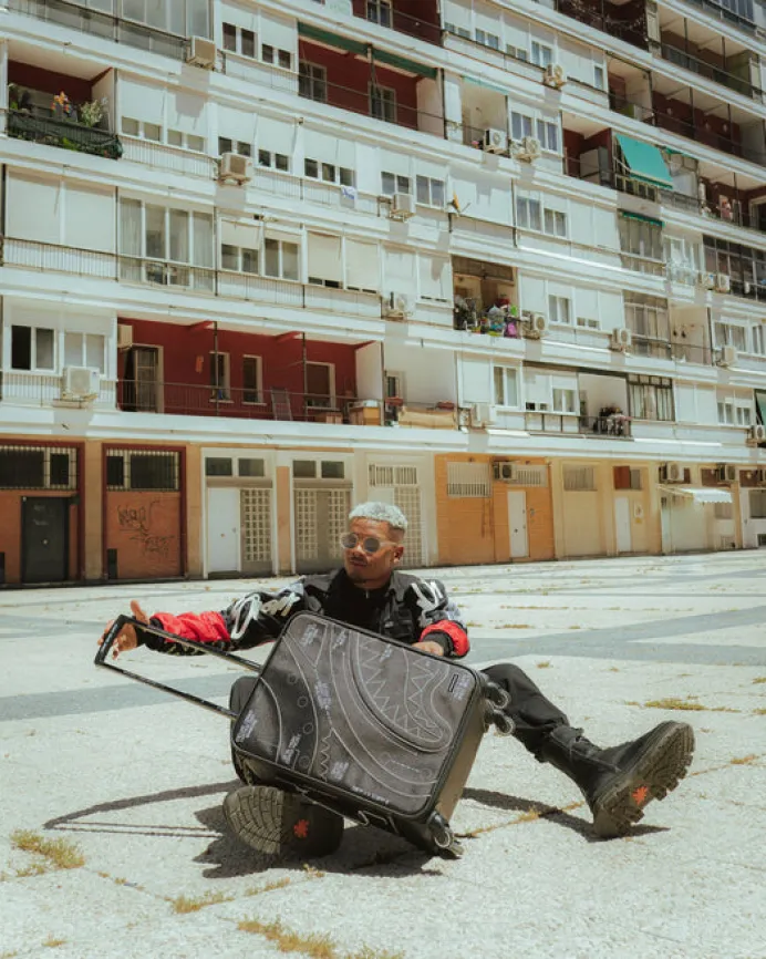 HIGH TECH JETSETTER CARRY-ON LUGGAGE