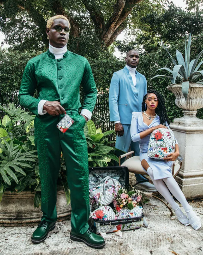 JARDIN DU PALAIS SHARKNAUTICS HARDSHELL CARRY-ON LUGGAGE