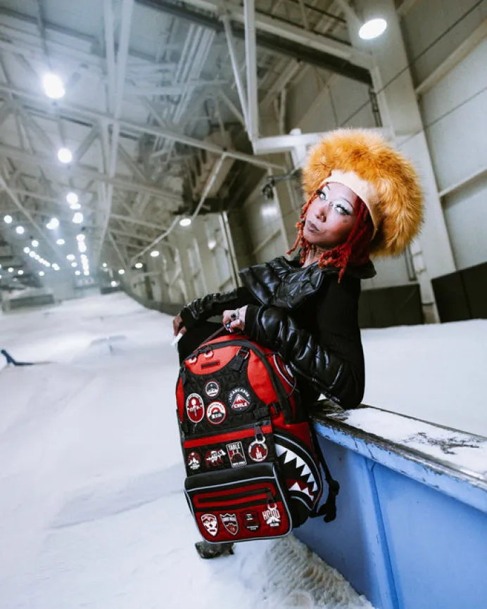 THE GLOBAL EXPEDITION SHARKGLIDER BACKPACK