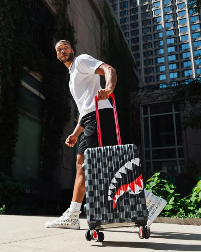 VANQUISH II SHARKNAUTICS HARDSHELL CARRY-ON LUGGAGE