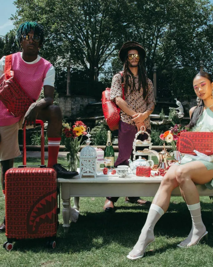 VENI VIDI VICI SHARKNAUTICS HARDSHELL CARRY-ON LUGGAGE